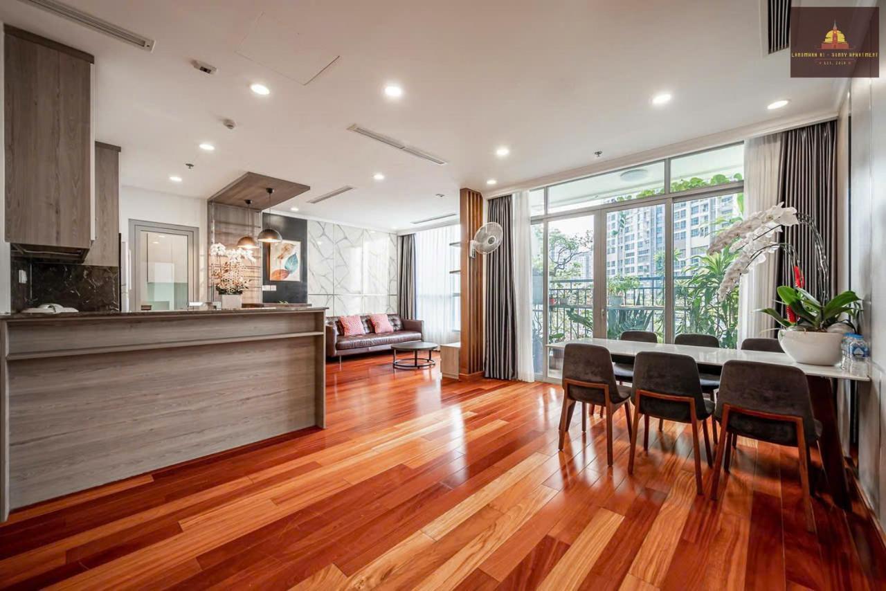 Landmark 81 - Sunny Apartment