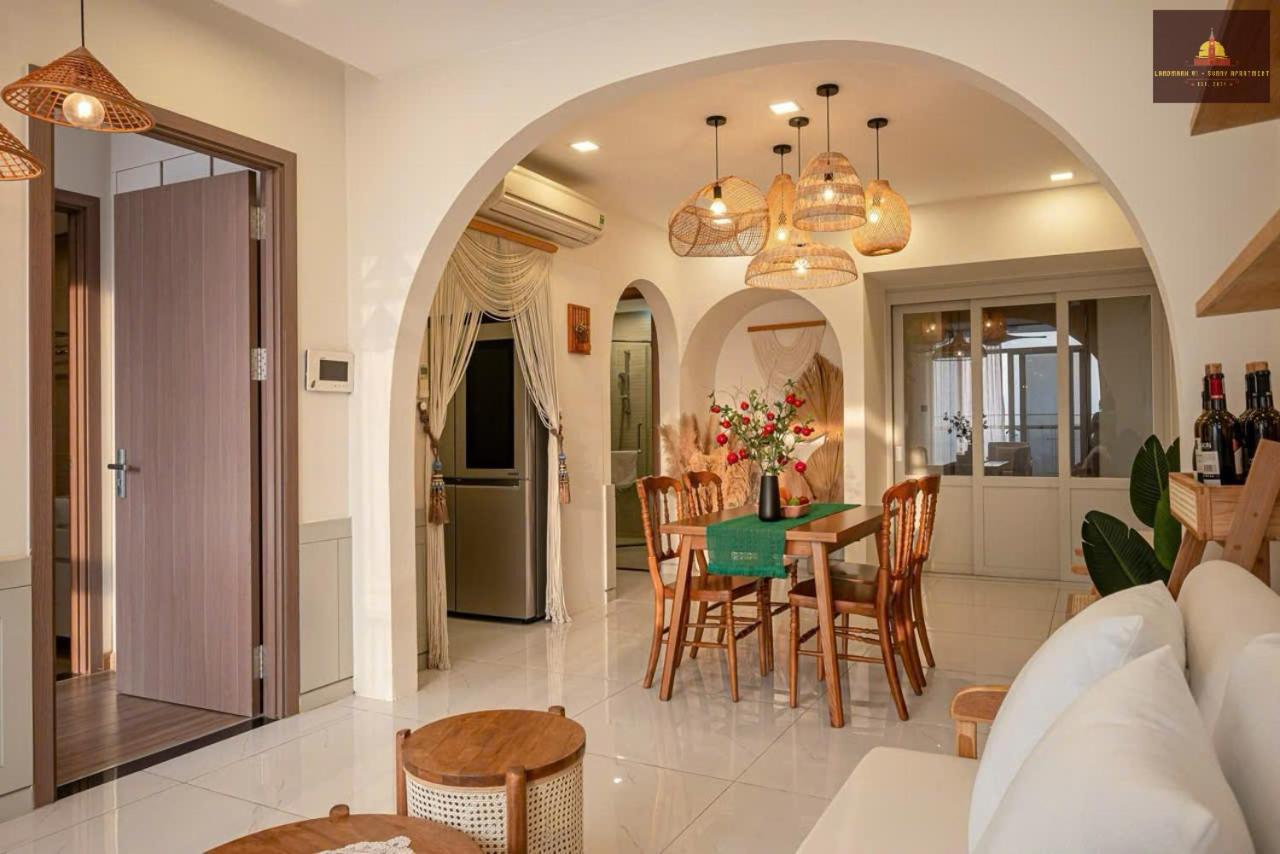 Landmark 81 - Sunny Apartment *
