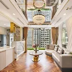 Landmark 81 - Sunny Apartment