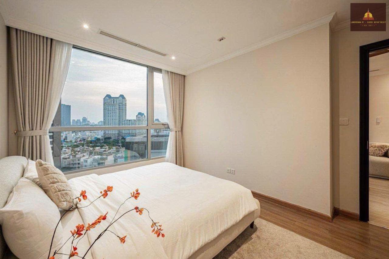 Landmark 81 - Sunny